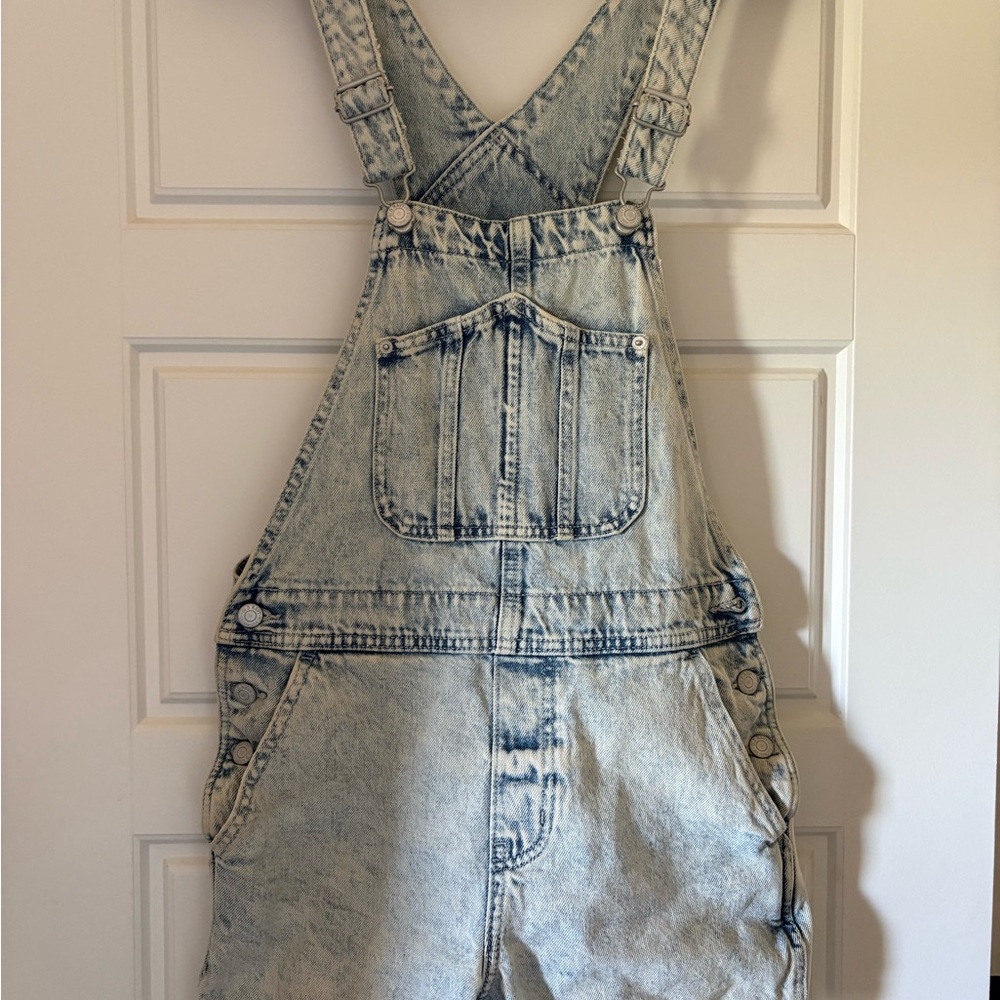 Old Navy Light Acid Wash Denim Overall Shorts